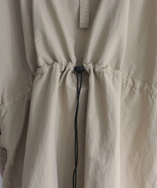 WILD THINGS(ワイルドシングス)の「【WILD THINGS/ワイルドシングス】CHAMONIX OVER COAT(ダウンジャケット/コート・レディース・ブルー/ベージュ・M)」の18枚目の写真