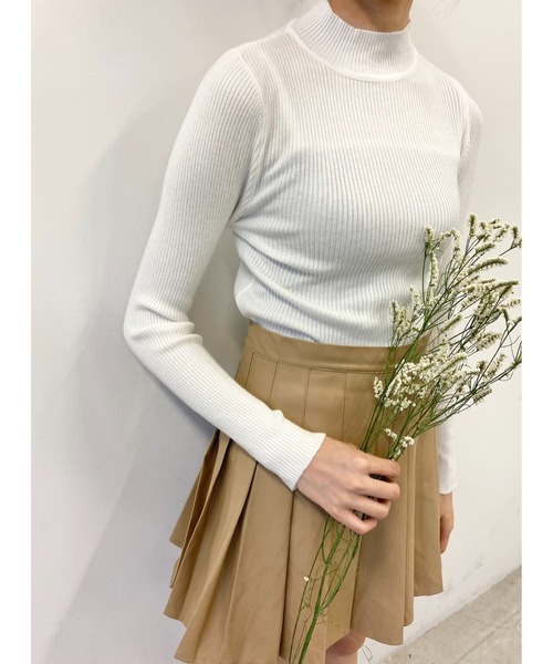 PHILLY（フィリー）の「カラーリブニットソー（ニット/セーター・レディース・ブラック/ブラウン/サックスブルー/グリーン/アイボリー/ライトパープル・FREE）」の7枚目の写真