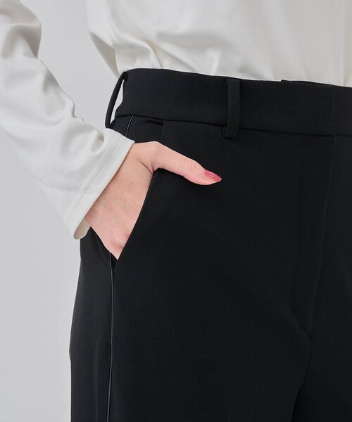 CITY TOKYO(シティトウキョウ)の「T/Rパイピングセミフレアパンツ(その他パンツ・レディース・ブラック/ベージュ/ブルー・1/2)」の10枚目の写真