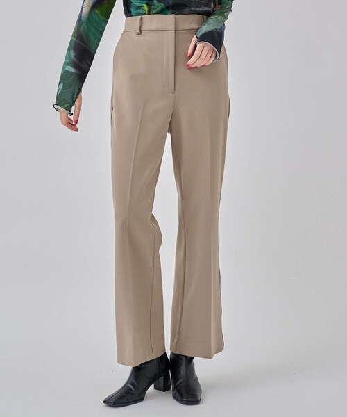 CITY TOKYO(シティトウキョウ)の「T/Rパイピングセミフレアパンツ(その他パンツ・レディース・ブラック/ベージュ/ブルー・1/2)」の20枚目の写真