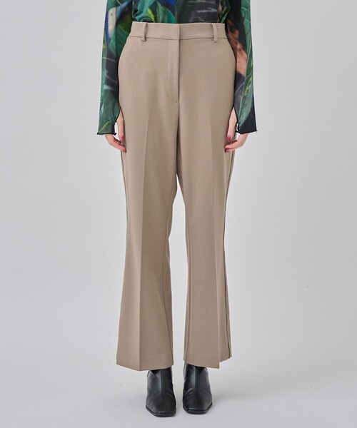 CITY TOKYO(シティトウキョウ)の「T/Rパイピングセミフレアパンツ(その他パンツ・レディース・ブラック/ベージュ/ブルー・1/2)」の11枚目の写真