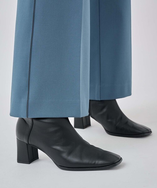 CITY TOKYO(シティトウキョウ)の「T/Rパイピングセミフレアパンツ(その他パンツ・レディース・ブラック/ベージュ/ブルー・1/2)」の8枚目の写真