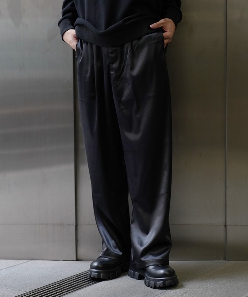 G.O.C（ジーオーシー）の「ストレッチサテンイージーワイドパンツ（その他パンツ・メンズ・グレー/ブラック/ワイン/パープル・MEDIUM/LARGE）」の7枚目の写真