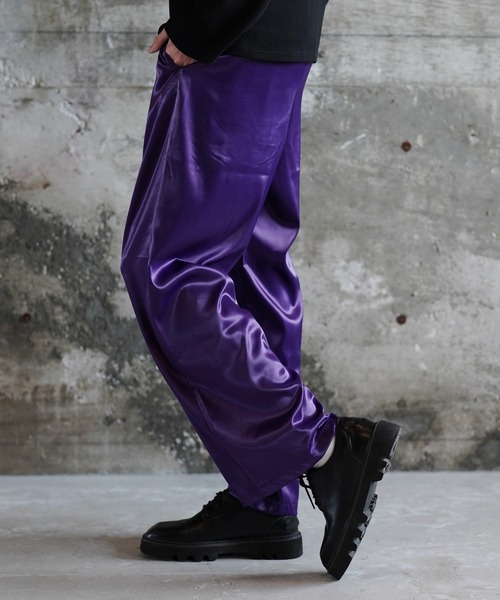 G.O.C（ジーオーシー）の「ストレッチサテンイージーワイドパンツ