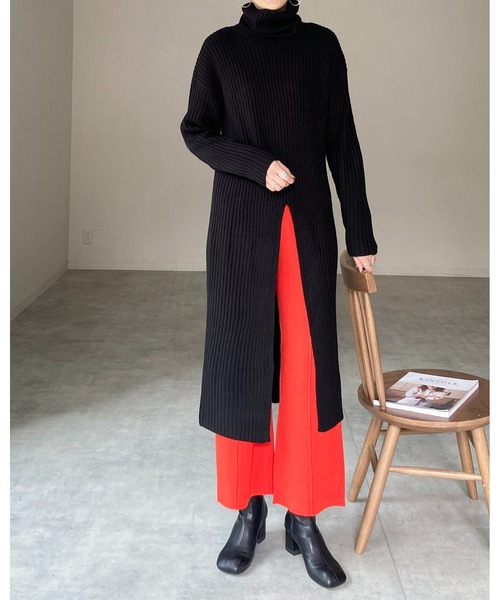 She's Closet(シーズクローゼット)の「前後2WAYハイネックタイトスリット長袖リブニットロングワンピース(ワンピース・レディース・ブラック/グリーン/グレイッシュベージュ・FREE)」の6枚目の写真