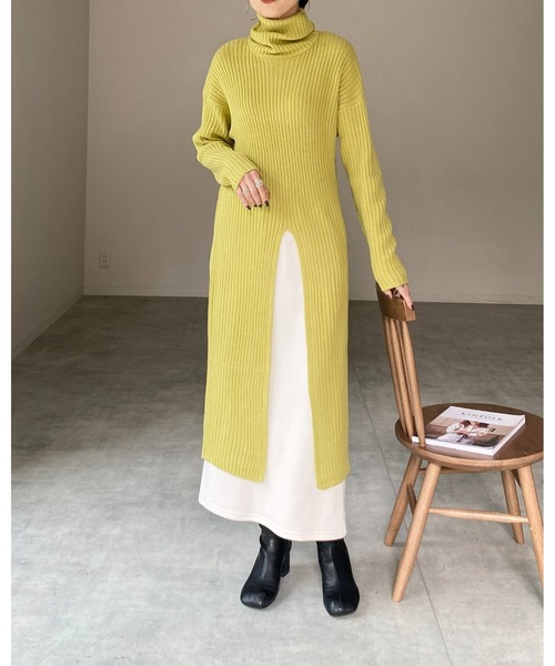 She's Closet(シーズクローゼット)の「前後2WAYハイネックタイトスリット長袖リブニットロングワンピース(ワンピース・レディース・ブラック/グリーン/グレイッシュベージュ・FREE)」の9枚目の写真
