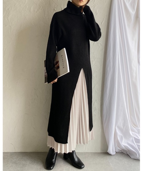 She's Closet(シーズクローゼット)の「前後2WAYハイネックタイトスリット長袖リブニットロングワンピース(ワンピース・レディース・ブラック/グリーン/グレイッシュベージュ・FREE)」の15枚目の写真