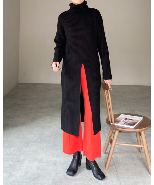 She's Closet(シーズクローゼット)の「前後2WAYハイネックタイトスリット長袖リブニットロングワンピース(ワンピース・レディース・ブラック/グリーン/グレイッシュベージュ・FREE)」の18枚目の写真
