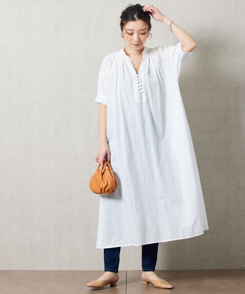 FREAK'S STORE（フリークスストア）の「【限定展開】 インド 組紐 スキッパー ワンピース（ワンピース・レディース・ラベンダー/ブルー/ブルーグリーン/イエロー/オフホワイト/ピンク/ブラック・MEDIUM/SMALL）」の2枚目の写真