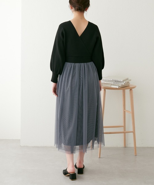 natural couture（ナチュラルクチュール）の「WEB限定/2サイズ展開/23SS/カシュクールニットチュールワンピース（ワンピース・レディース・グレイッシュベージュ/カーキ/ブラック・SMALL/MEDIUM）」の13枚目の写真