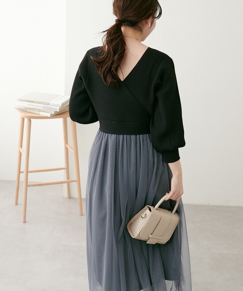 natural couture（ナチュラルクチュール）の「WEB限定/2サイズ展開/23SS/カシュクールニットチュールワンピース（ワンピース・レディース・グレイッシュベージュ/カーキ/ブラック・SMALL/MEDIUM）」の17枚目の写真