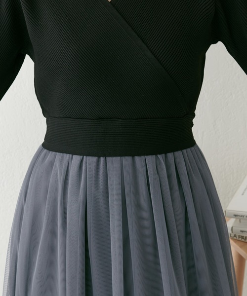 natural couture（ナチュラルクチュール）の「WEB限定/2サイズ展開/23SS/カシュクールニットチュールワンピース（ワンピース・レディース・グレイッシュベージュ/カーキ/ブラック・SMALL/MEDIUM）」の10枚目の写真