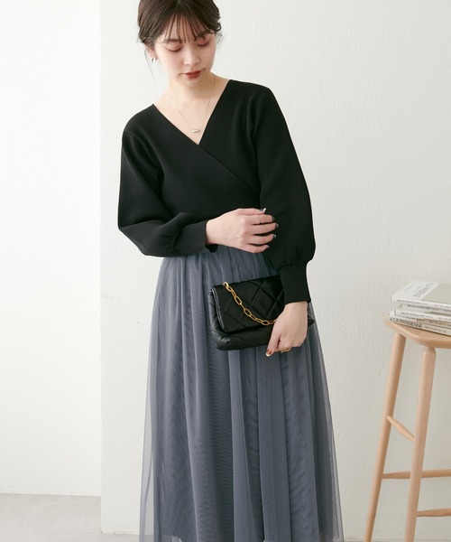 natural couture（ナチュラルクチュール）の「WEB限定/2サイズ展開/23SS/カシュクールニットチュールワンピース（ワンピース・レディース・グレイッシュベージュ/カーキ/ブラック・SMALL/MEDIUM）」の22枚目の写真