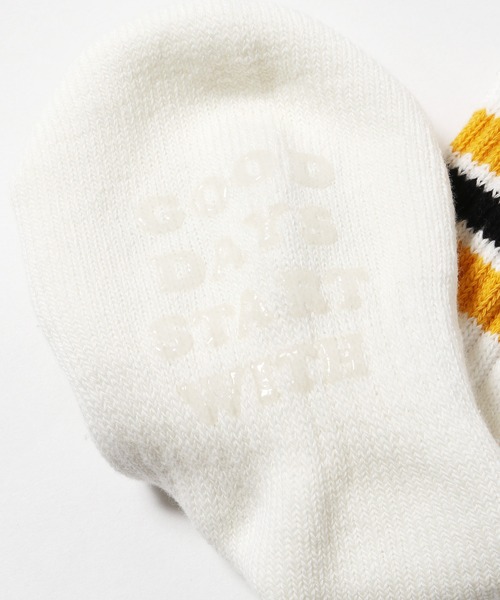 FRUIT OF THE LOOM(フルーツオブザルーム)の「FRUIT OF THE LOOM/フルーツオブザルーム アメリブライン 靴下(ソックス/靴下・キッズ・ホワイト系1/ホワイト系2・16-18cm/13-15cm)」の9枚目の写真
