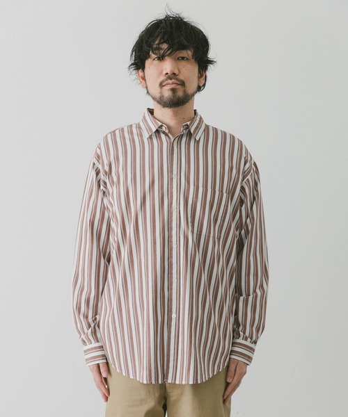 URBAN RESEARCH DOORS（アーバンリサーチドアーズ）の「ライトオックスストライプレギュラーカラーシャツ（シャツ/ブラウス・メンズ・グリーン系その他/ブルー系その他/ベージュ系その他/ブラウン系その他・MEDIUM/LARGE/SMALL）」の15枚目の写真