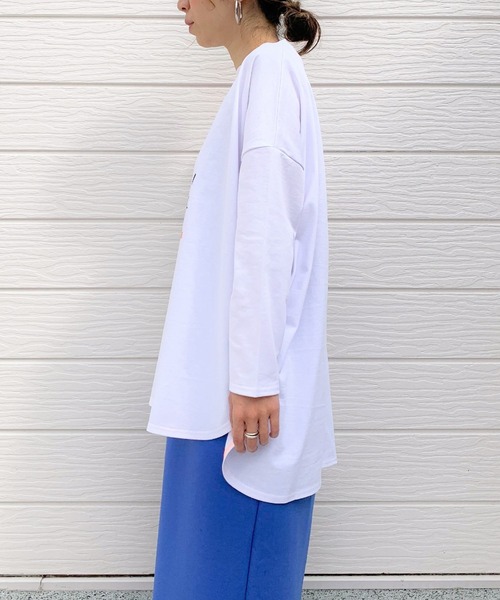 Q（キュー）の「ペイントロゴT（Tシャツ/カットソー・レディース・ブラック/アイボリー・MEDIUM）」の4枚目の写真