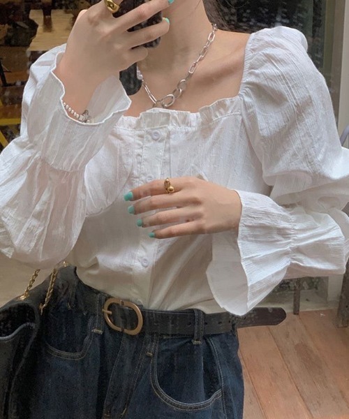 LAC-VERT(ラック・ヴェール)の「スクエアネックフリルブラウス(シャツ/ブラウス・レディース・ホワイト/ブラック/ベビーピンク/イエロー/ライトブルー・FREE)」の6枚目の写真