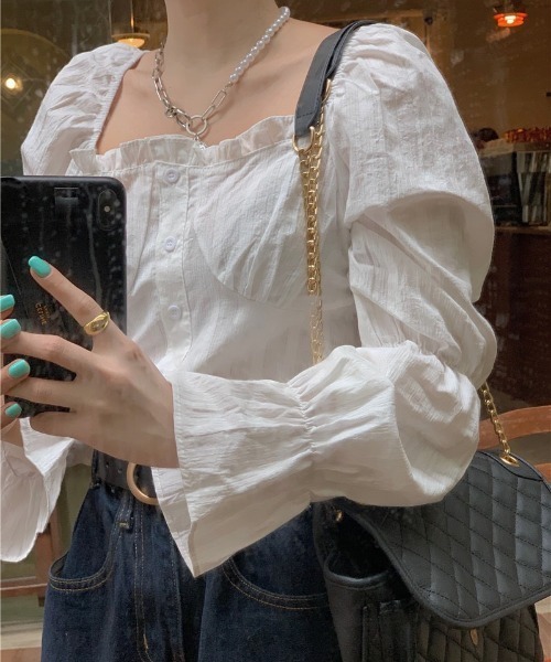 LAC-VERT(ラック・ヴェール)の「スクエアネックフリルブラウス(シャツ/ブラウス・レディース・ホワイト/ブラック/ベビーピンク/イエロー/ライトブルー・FREE)」の19枚目の写真