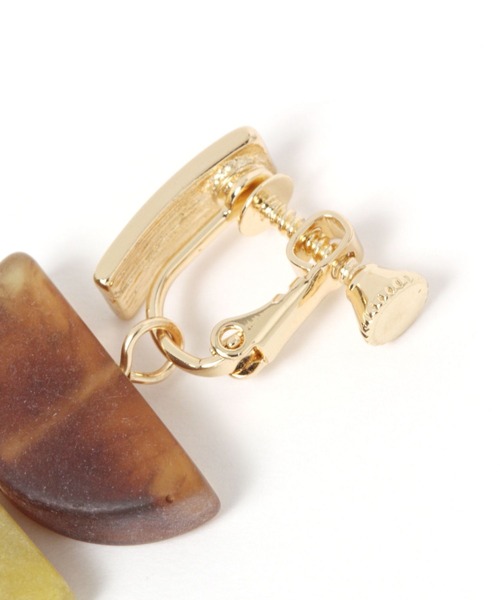 LEPSIM（レプシィム）の「カラーデザインイヤリング　191115（イヤリング・レディース・ブラウン系その他/グレー×ピンク/オフホワイト・ONE SIZE）」の4枚目の写真