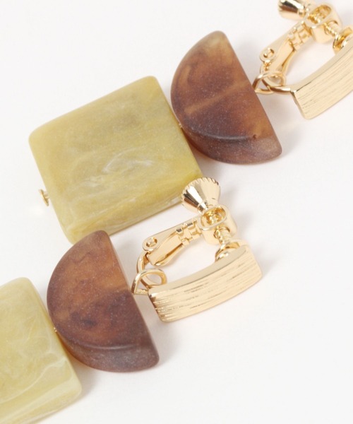 LEPSIM（レプシィム）の「カラーデザインイヤリング　191115（イヤリング・レディース・ブラウン系その他/グレー×ピンク/オフホワイト・ONE SIZE）」の5枚目の写真