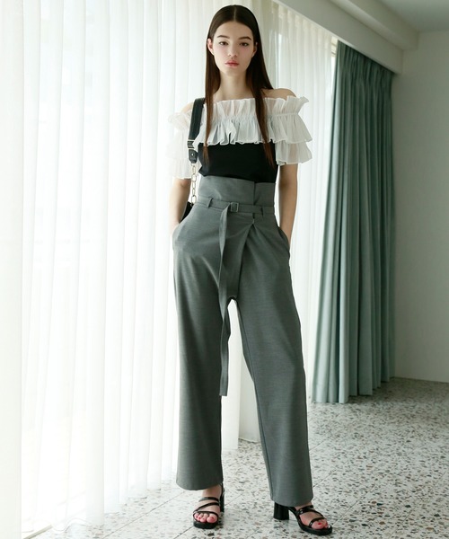 Seemi. byNICECLAUP（ シーミーバイナイスクラップ）の「【Seemi】シアーフリルポンチトップス（シャツ/ブラウス・レディース・ピンク/オフホワイト/ブラック・FREE）」の6枚目の写真