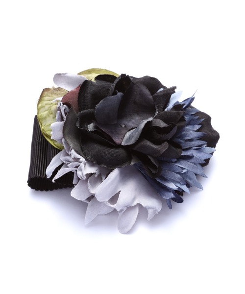 JILL STUART（ジルスチュアート）の「ＢＬＯＯＭ　ＢＲＯＯＣＨ（ネックレス・レディース・ブラック/ホワイト・ﾌﾘ-）」の2枚目の写真