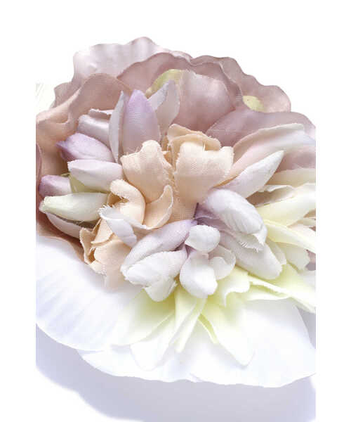 JILL STUART（ジルスチュアート）の「ＢＬＯＯＭ　ＢＲＯＯＣＨ（ネックレス・レディース・ブラック/ホワイト・ﾌﾘ-）」の6枚目の写真