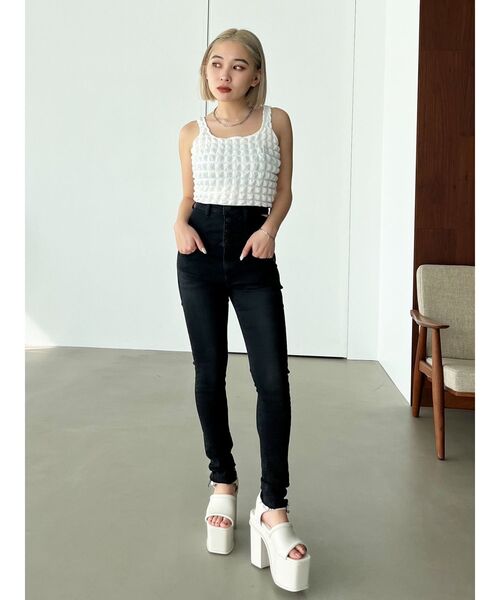 EMODA（エモダ）の「3Dコンパクトトップ（タンクトップ・レディース・ホワイト/ブラック/イエロー/ブルー・FREE）」の8枚目の写真