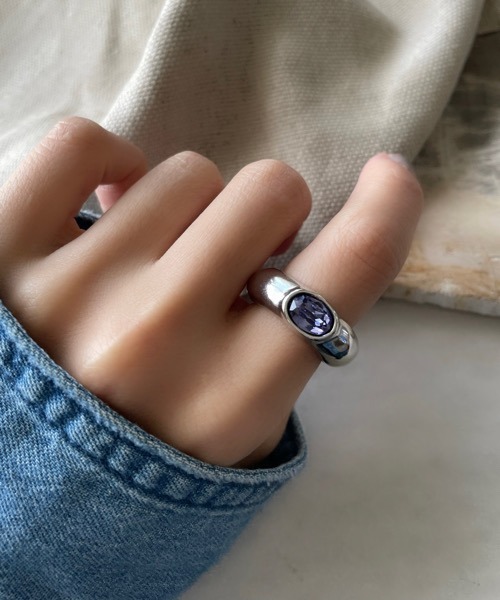 TONE SELECT GOODS(トーンセレクトグッズ)の「【aussi/オッスィー】ボリューム メタル ストーン リング(ニッケルフリー)(リング・レディース・ゴールド/ブラック/シルバー/パープル・11号/9号)」の10枚目の写真