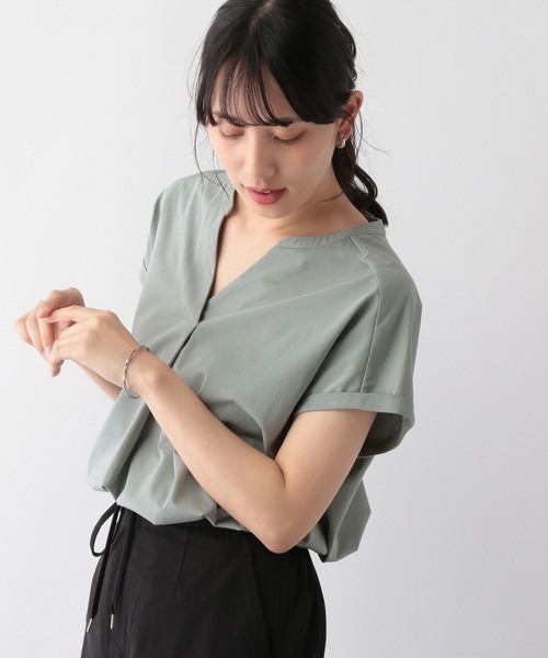 GLOBAL WORK（グローバルワーク）の「快適スキッパーチュニック/ 163490（Tシャツ/カットソー・レディース・グリーン系その他/ブラウン系その他/ピンク系その他/オフホワイト/ブラック/グレー系その他・MEDIUM/LARGE）」の22枚目の写真