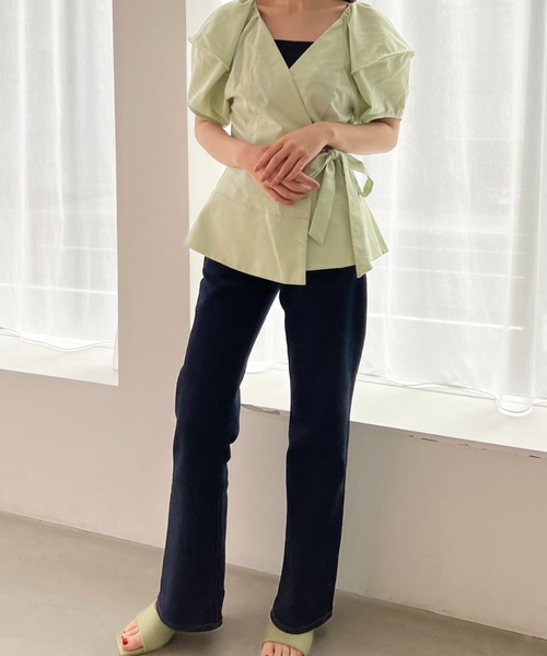 Olu.（オルドット）の「バルーンスリーブラップブラウス（シャツ/ブラウス・レディース・ブラック/ベージュ/ライム・FREE）」の17枚目の写真