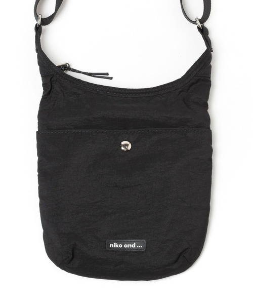 niko and...（ニコアンド）の「オリジナルコードお財布ショルダーバッグ（ショルダーバッグ・レディース・レッド/ブラック/アイボリー・0）」の9枚目の写真