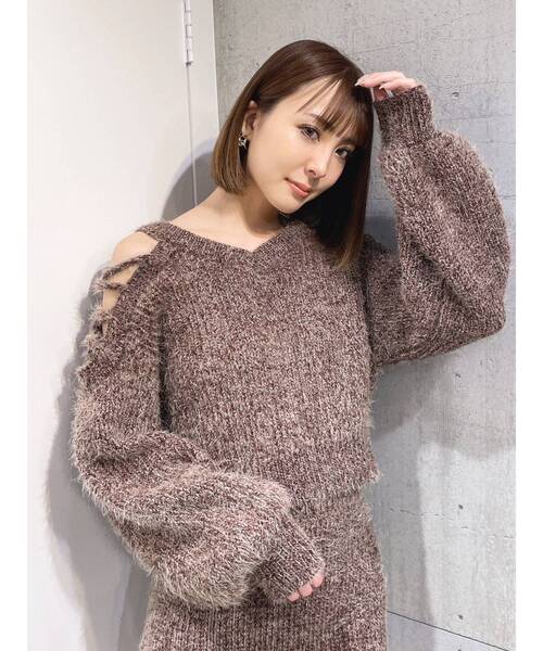 GYDA（ジェイダ）の「【SET着用可】2WAYショルダーレースアップシャギーニットトップス（ニット/セーター・レディース・チャコールグレー/ブラウン/アイボリー・FREE）」の4枚目の写真