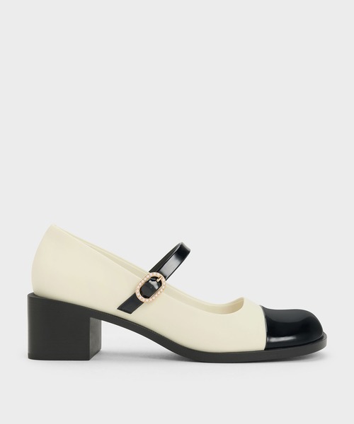 CHARLES & KEITH（チャールズ & キース）の「パテントクリスタルエンベリッシュドバックル ツートーンメリージェーン（パンプス・レディース・ブラック系その他6・23cm/23.5cm/24.5cm/25cm/25.5cm）」の3枚目の写真