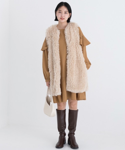 LAVEANGE(ラビアンジェ)の「ドビーフレアチュニック(チュニック・レディース・ブラック/レッド/キャメル・4L/3L/LL/M/L)」の16枚目の写真