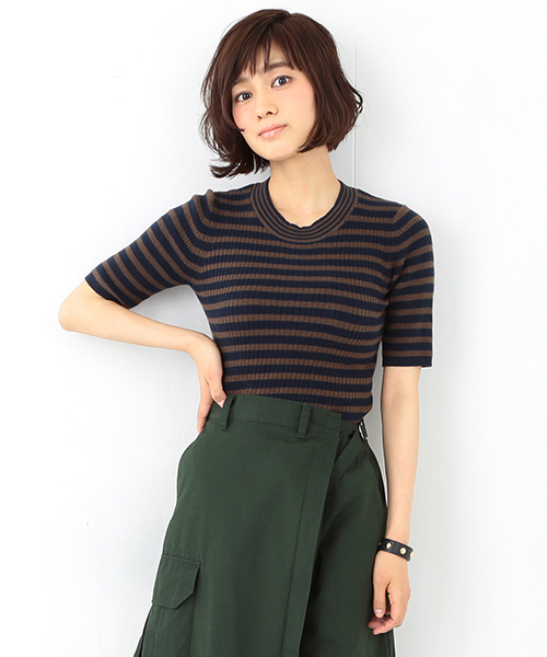 Ray BEAMS(レイビームス)の「Ray BEAMS / リブ 5分袖 クルーネック トップス(ニット/セーター・レディース・ブラック/ベージュ/オリーブ/ネイビー・ONE SIZE)」の3枚目の写真