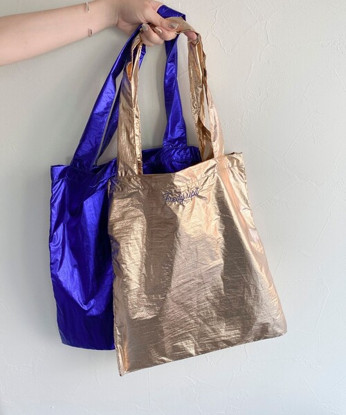 fredy emue(フレディエミュ)の「メタル2roomトートバッグ(トートバッグ・レディース・ブロンズ/ゴールド/ブルー/ピンク・FREE)」の8枚目の写真