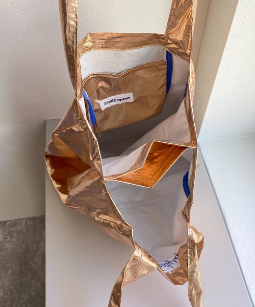 fredy emue(フレディエミュ)の「メタル2roomトートバッグ(トートバッグ・レディース・ブロンズ/ゴールド/ブルー/ピンク・FREE)」の10枚目の写真