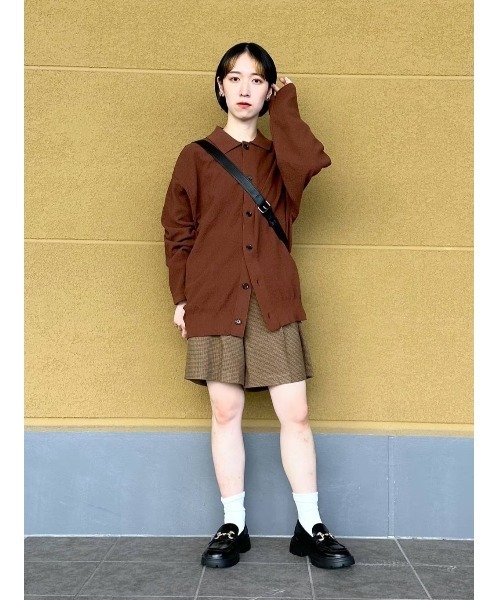 niko and...(ニコアンド)の「アソートタックショートパンツ(その他パンツ・レディース・チャコール/ブラウン/スモーク・LARGE/MEDIUM)」の17枚目の写真