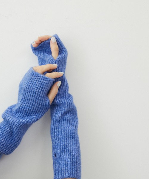 VIS（ビス）の「【2WAY】フィンガーレスリブニットアームウォーマー（手袋・レディース・グレー/オフホワイト/ブラウン/ミント/ブルー/ラベンダー/レッド系その他2・FREE）」の5枚目の写真