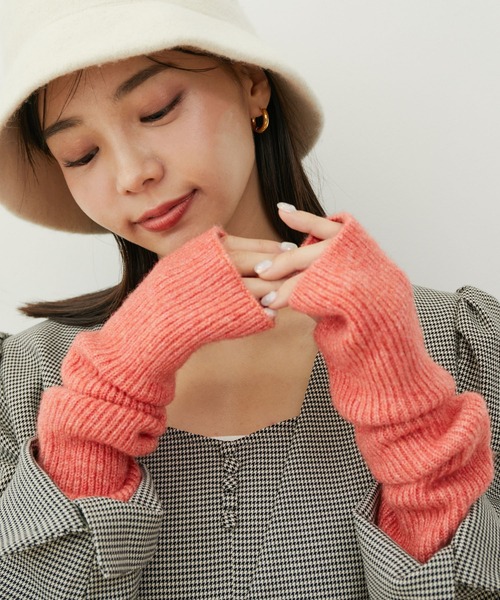 VIS（ビス）の「【2WAY】フィンガーレスリブニットアームウォーマー（手袋・レディース・グレー/オフホワイト/ブラウン/ミント/ブルー/ラベンダー/レッド系その他2・FREE）」の7枚目の写真