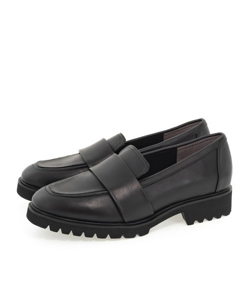 A de Vivre（アドゥヴィーヴル）の「サステナブル 晴雨兼用 タンクソールローファー（ローファー・レディース・ブラック/アイボリー/ダークブラウン・L/M/LL/S）」の2枚目の写真