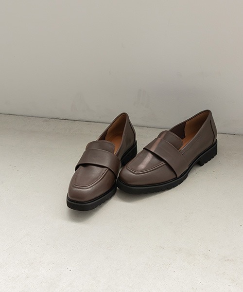 A de Vivre（アドゥヴィーヴル）の「サステナブル 晴雨兼用 タンクソールローファー（ローファー・レディース・ブラック/アイボリー/ダークブラウン・L/M/LL/S）」の15枚目の写真