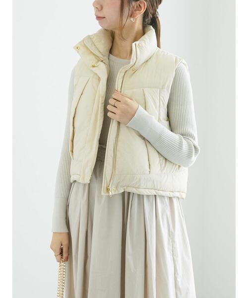 Te chichi（テチチ）の「ナイロンタンブラークロップド中綿ベスト（ベスト・レディース・オフホワイト/ブラック・F）」の9枚目の写真