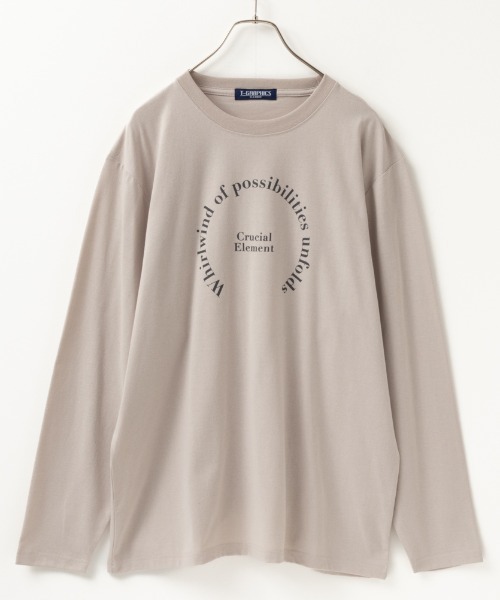 Mac-House（マックハウス）の「【24SS 新柄入荷】ロゴプリント ロングスリーブTEE（Tシャツ/カットソー・メンズ・ホワイト/カーキ/ブラック/ベージュ/チャコールグレー/ブラック系1/グリーン/グレー系1/ネイビー/オートミール/杢グレー/ブラック系2/ブルー/ホワイト系1/ホワイト系2/ホワイト系3/カーキ系2/ホワイト系5/ブラック系4/ベージュ系1/グレー系2/グレイッシュベージュ/ブラック系5/ブラック系3/ホワイト系4・S/M/XL/L）」の17枚目の写真