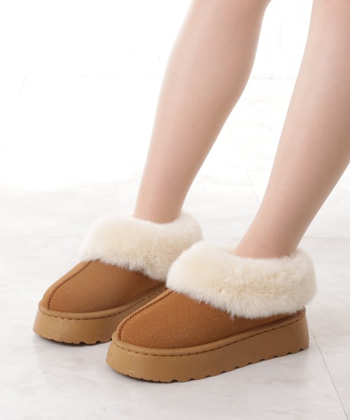 Lace Ladies（レースレディース）の「ムートン風ボア付きボリュームショートブーツ（ブーツ・レディース・ブラック/ベージュ/グレイッシュベージュ・23/23.5/24/24.5/ 25）」の11枚目の写真