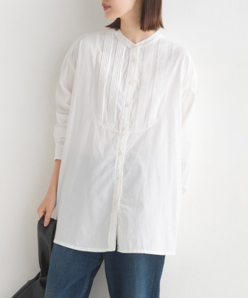 OMNES(オムネス)の「製品洗いスラブコットンピンタック長袖シャツ(シャツ/ブラウス・レディース・チャコールグレー/ホワイト/ワイン/ライトカーキ・FREE)」の11枚目の写真