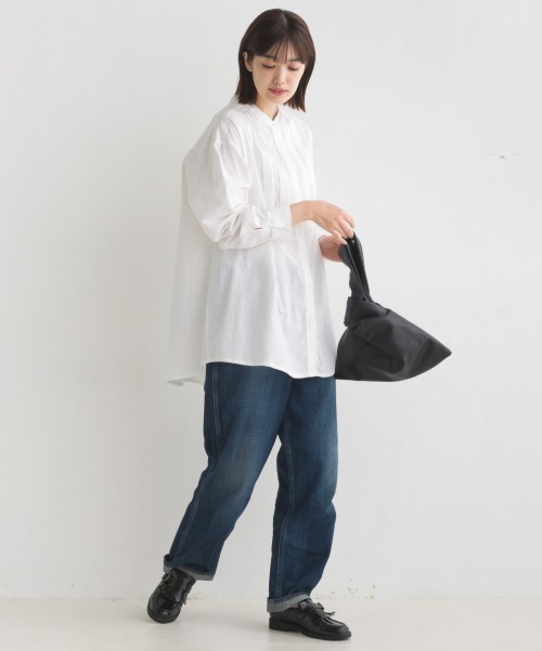 OMNES(オムネス)の「製品洗いスラブコットンピンタック長袖シャツ(シャツ/ブラウス・レディース・チャコールグレー/ホワイト/ワイン/ライトカーキ・FREE)」の14枚目の写真