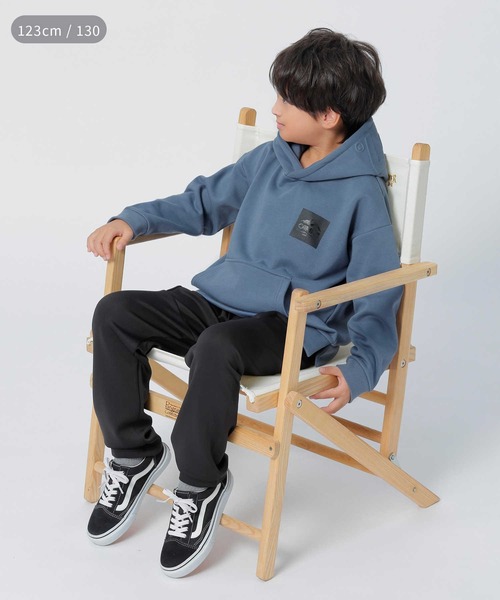 CAMP7（キャンプセブン）の「【CAMP7】フードエンボスロゴ裏シャギーパーカー（パーカー・キッズ・ブルー/ブラック・140/160/130/110/150/120）」の7枚目の写真
