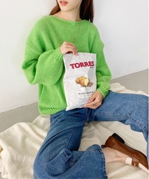 ざっくり編みカラーニット